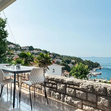 Apartamento With A Parking Space Rabac, Labin - 9653 *