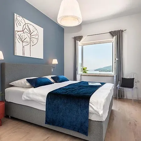 Apartamento With A Parking Space Rabac, Labin - 9653 *